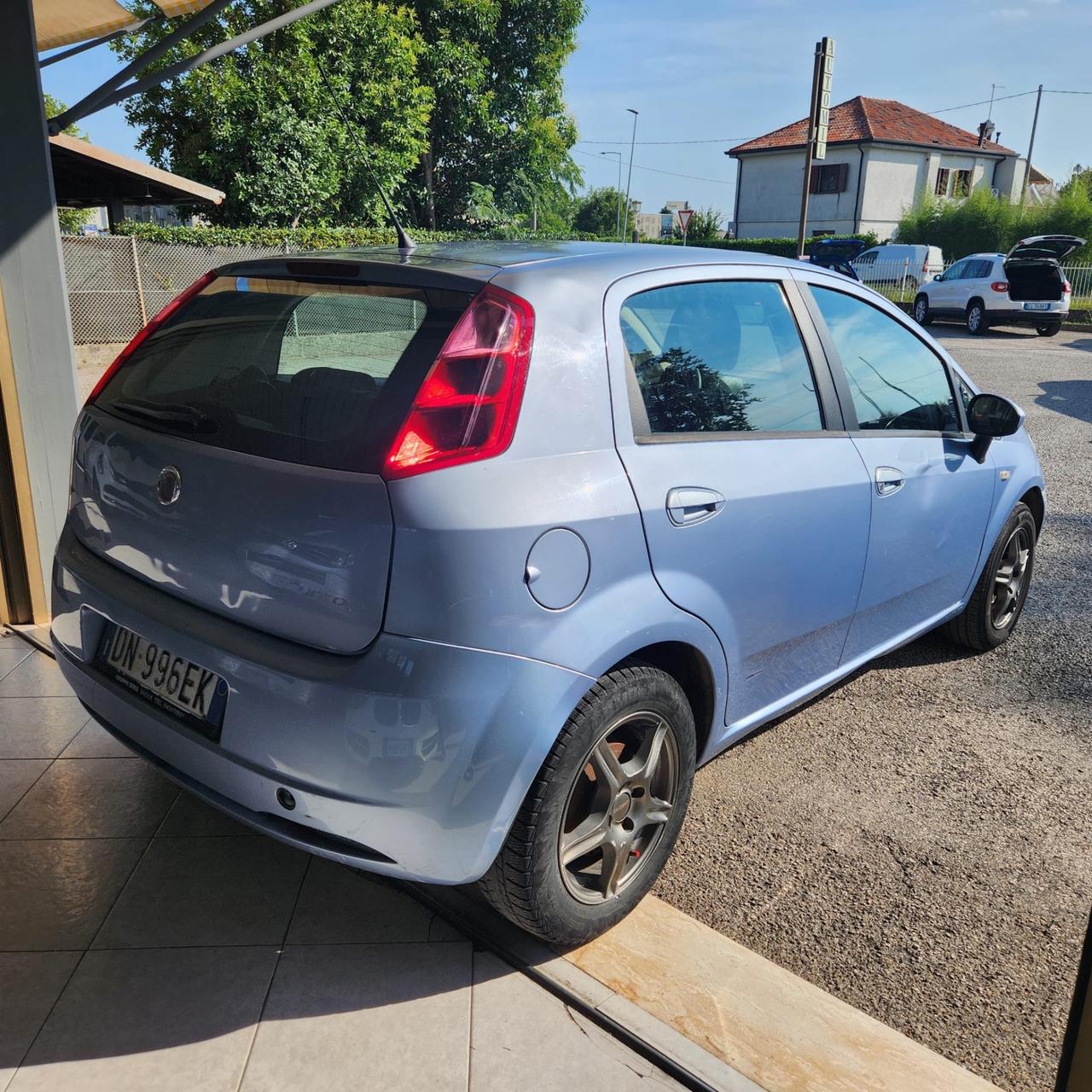 Fiat Grande Punto Grande Punto 1.3 MJT 75 CV 5 porte Dynamic