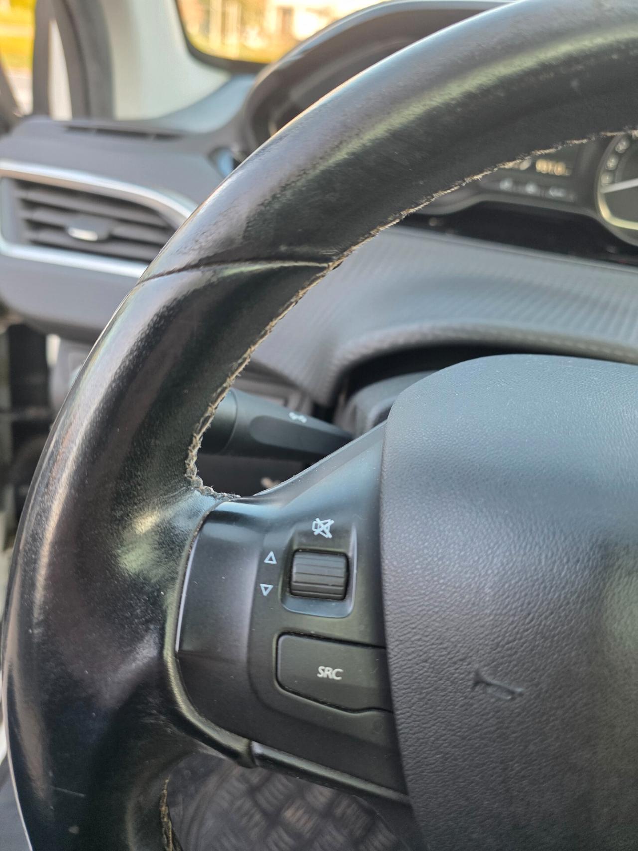 Peugeot 2008 PureTech Turbo 110 S&S Allure