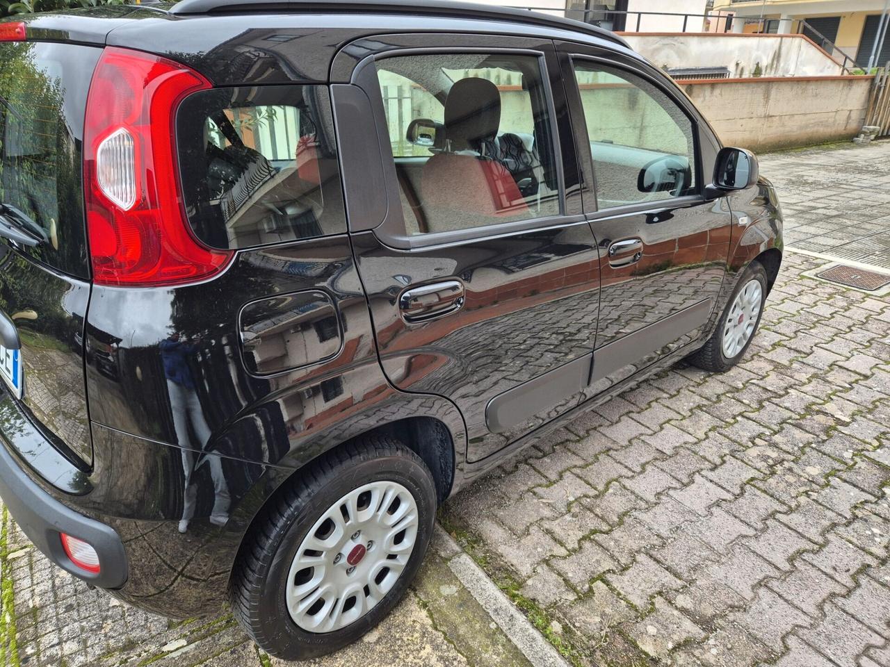 Fiat Panda 1.2 Lounge 5 POSTI