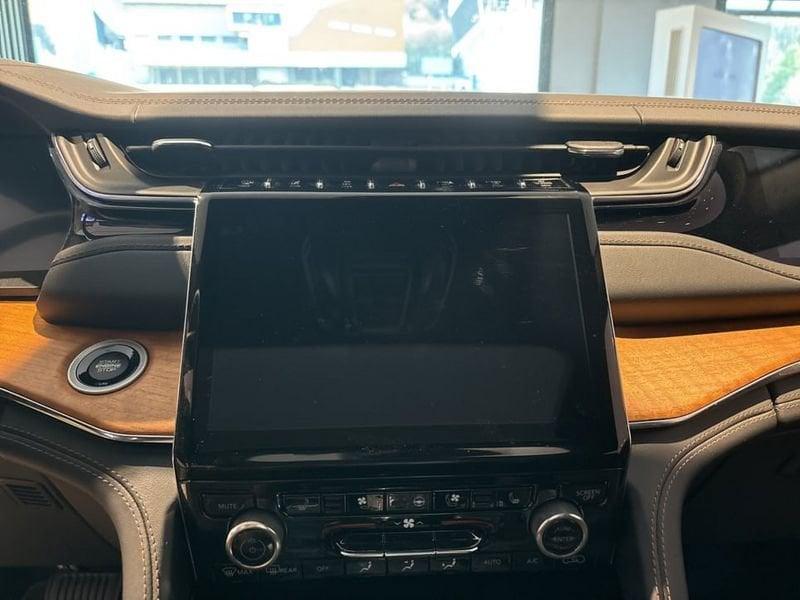 Jeep Grand Cherokee PLUG-IN HYBRID MY 23 SUMMIT RESERVE 2