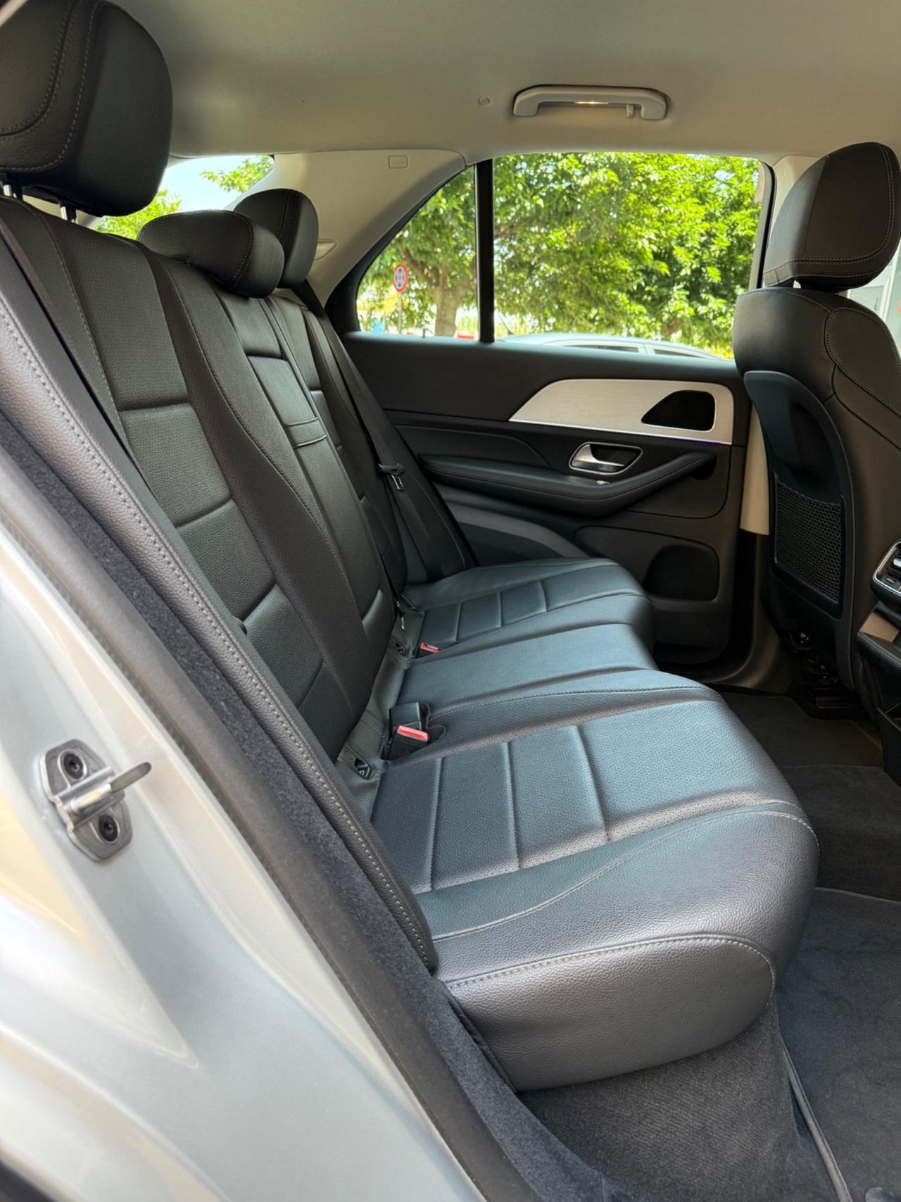 Mercedes GLE 300d Sport 4Matic 245CV Luci Ambient