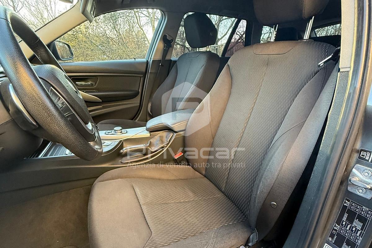 BMW 320d Touring Business aut.