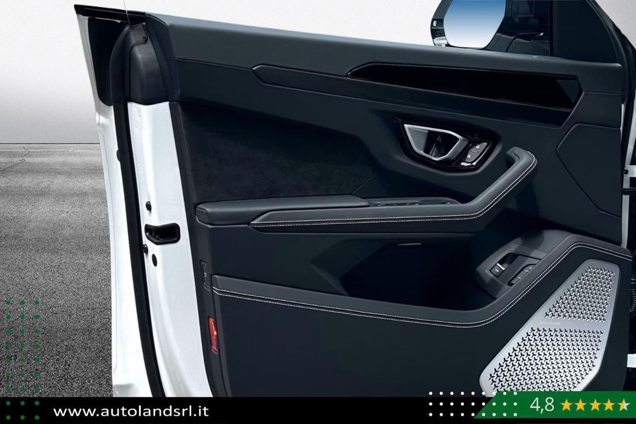 LAMBORGHINI Urus 4.0 S Iva esposta