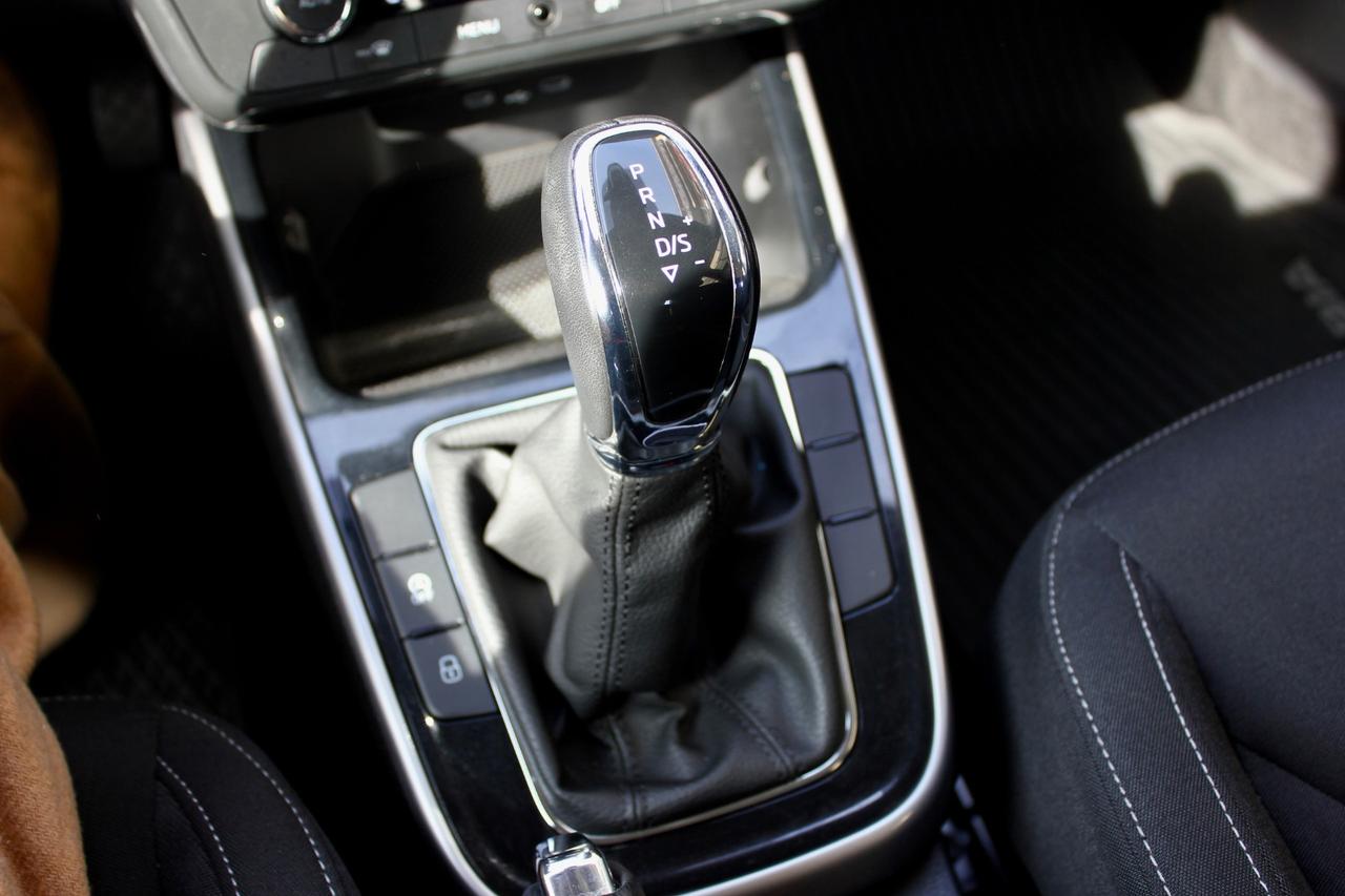 SKODA FABIA 1.0 TSI DSG 110 CV STYLE APPLE CAR PLAY SENSORI