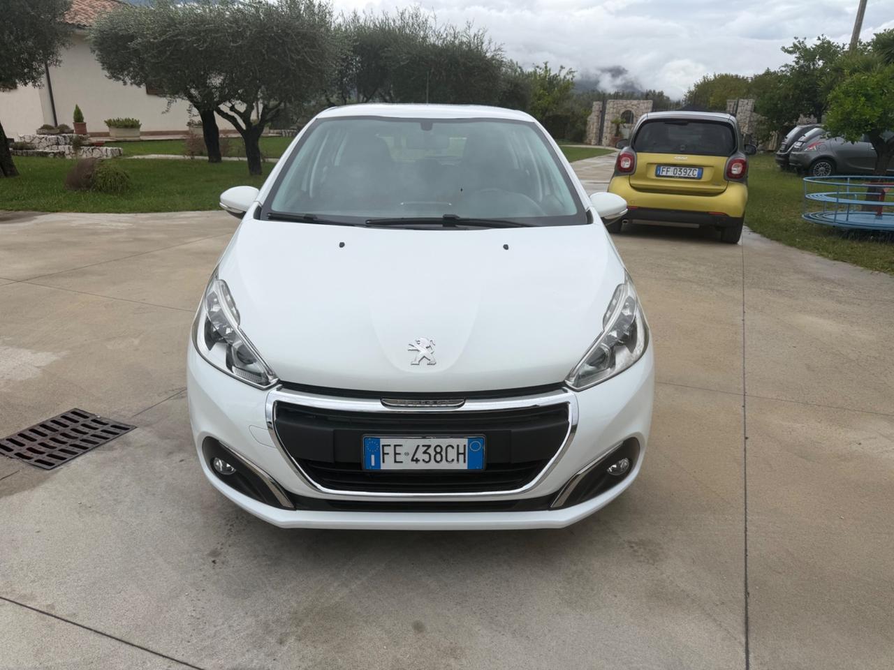 Peugeot 208 BlueHDi 75 5 porte Allure