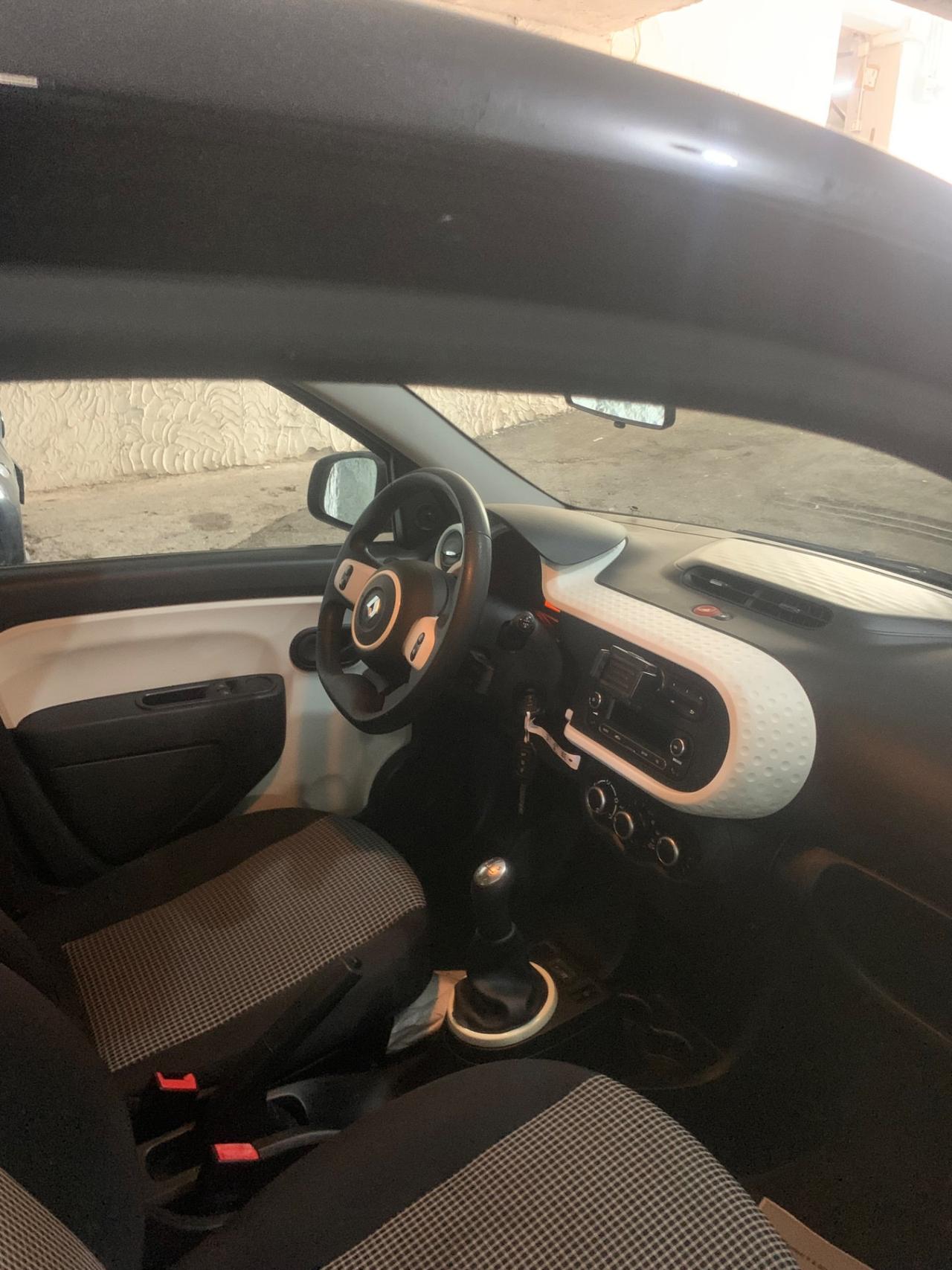 Renault Twingo 1.0 SCe Live