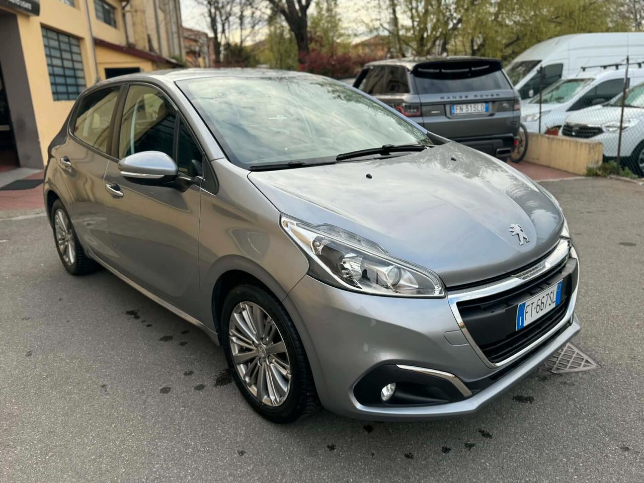 Peugeot 208 PureTech 2019 1.2 Benz 5 porte Allure Euro6e