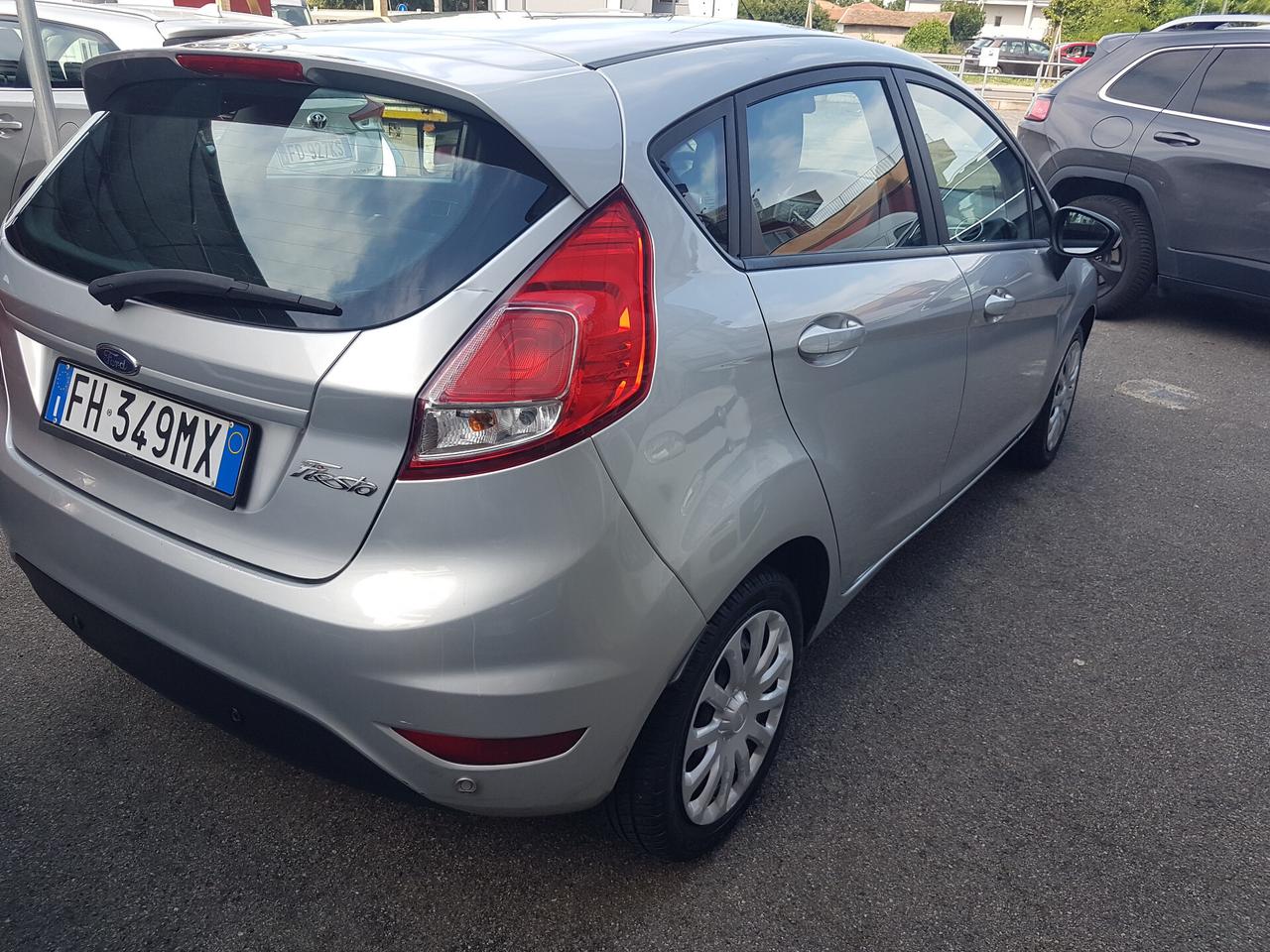 Ford Fiesta 1.5 TDCi 75CV 5 porte Business