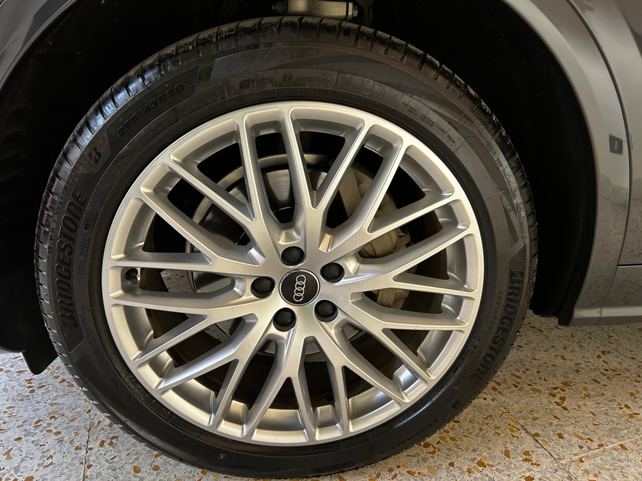 Audi Q5 2.0 TDI quattro S tronic line plus tetto apribile