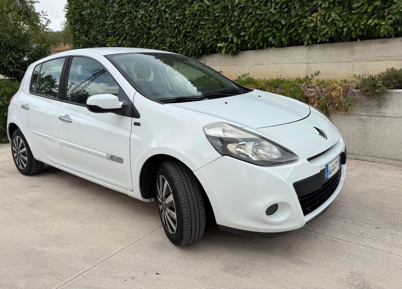 Renault Clio 1.2 16V 5 porte Yahoo!
