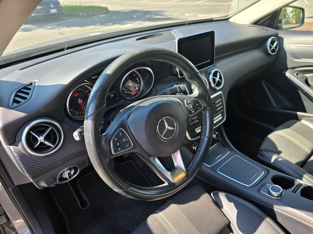 MERCEDES-BENZ A 180 d Automatic Sport NEOPATENTATI