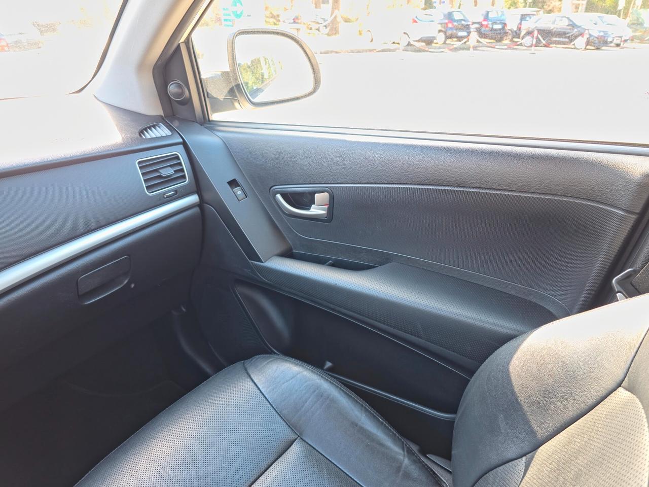 Ssangyong Korando 2.0 e-XDi 175 CV 2WD AT Classy 2011-E5 Automatico