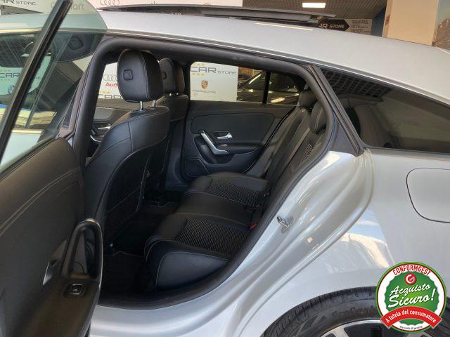 MERCEDES-BENZ CLA 180 d Aut. Shooting Brake *LED*TETTO*PELLE