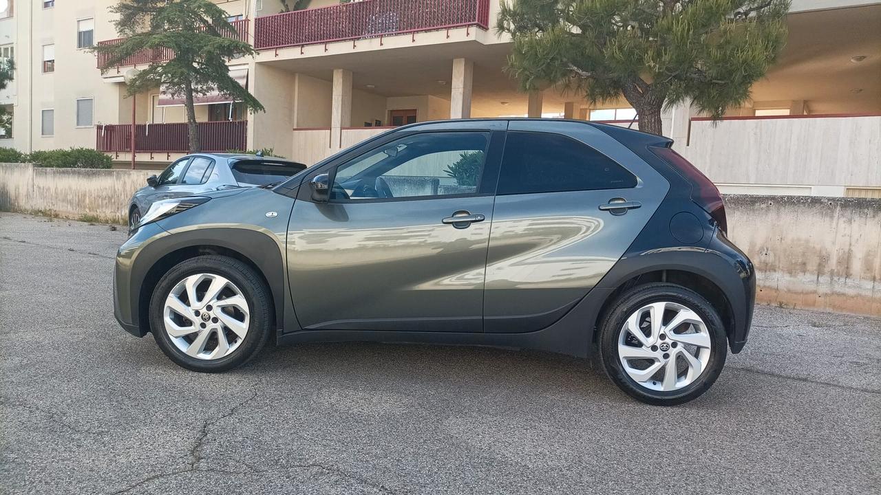 Toyota Aygo X 1.0 VVT-i 72 CV 5 porte Trend