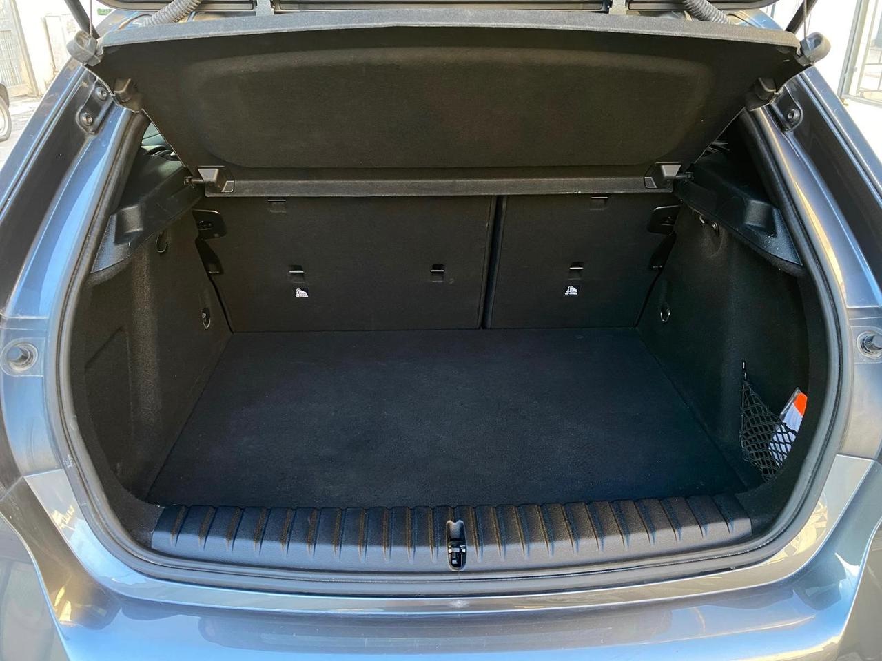 BMW 118 D MSPORT Navy 2021