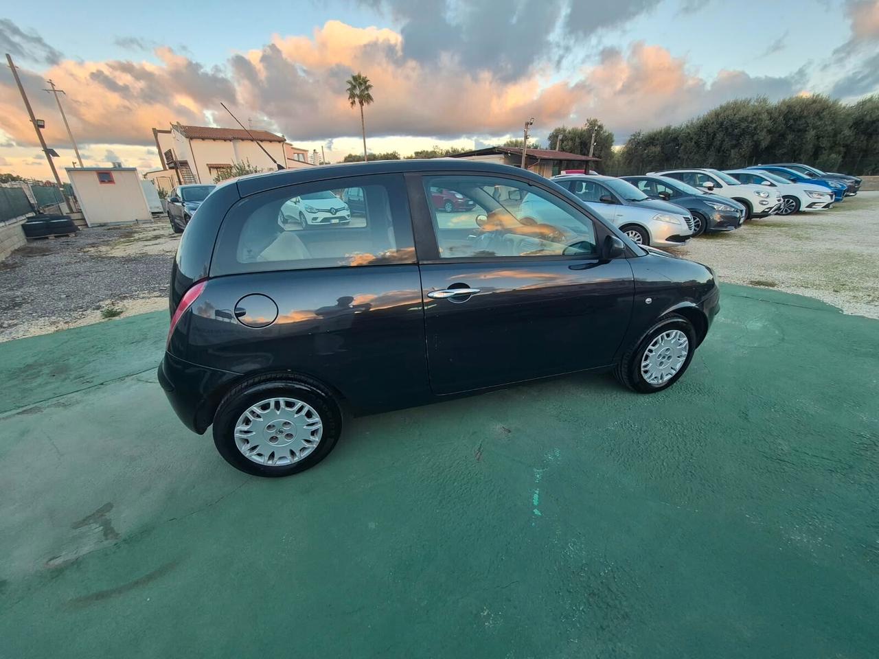 Lancia Ypsilon 1.3 Multijet 16V Platino