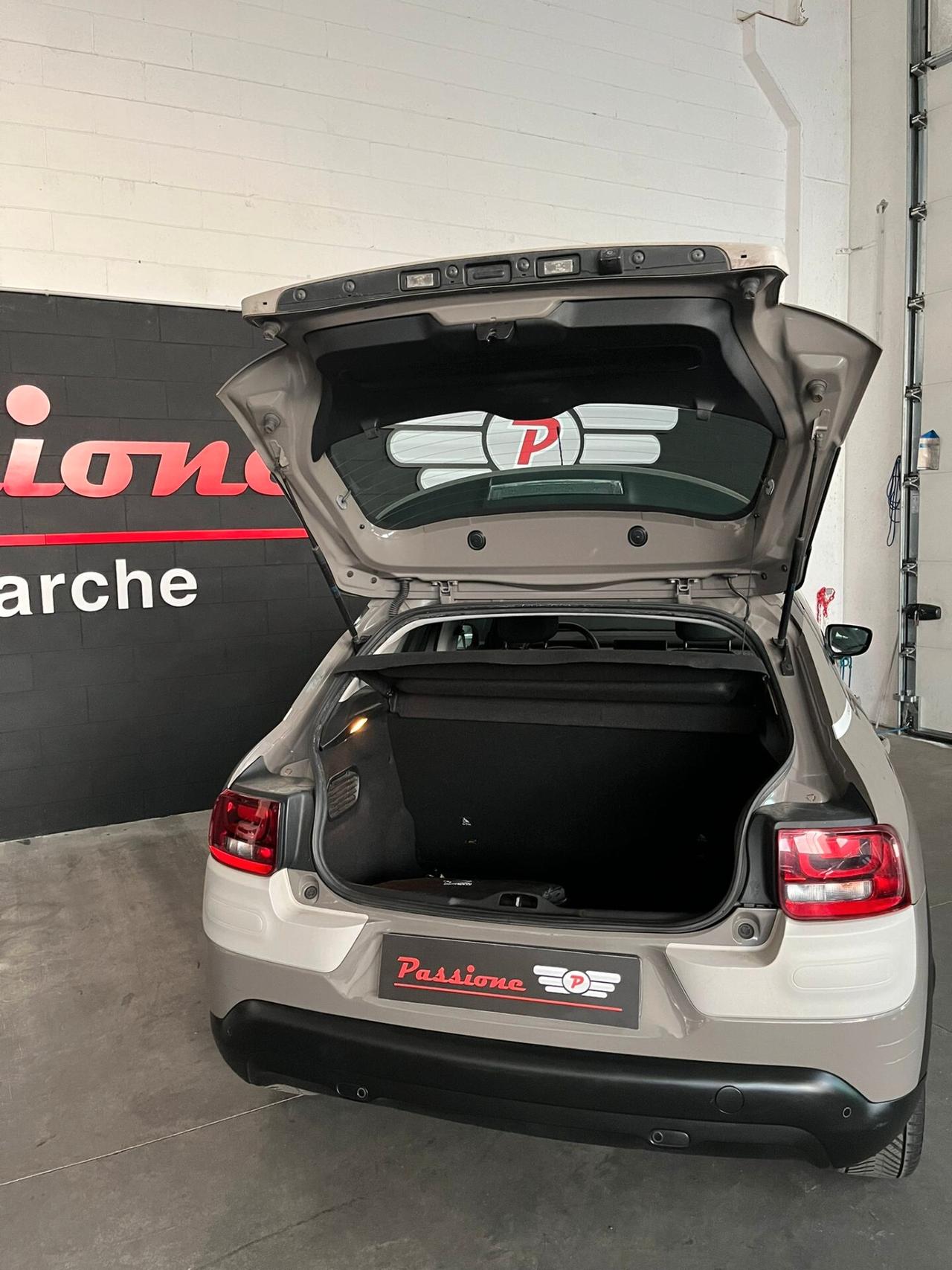 Citroen C4 Cactus PureTech 82 Shine Edition