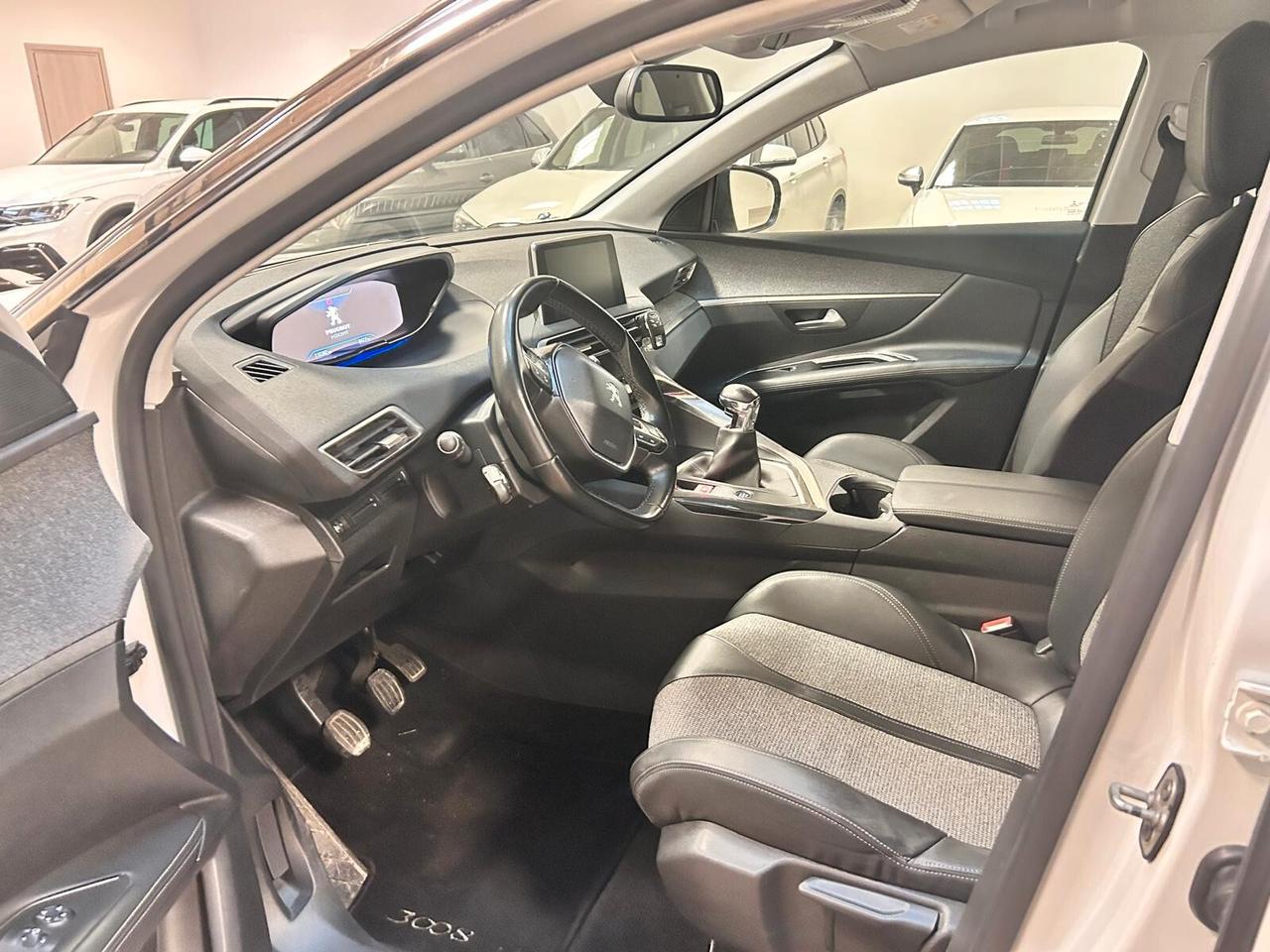 Peugeot 3008 PureTech Turbo 130 S&S Allure