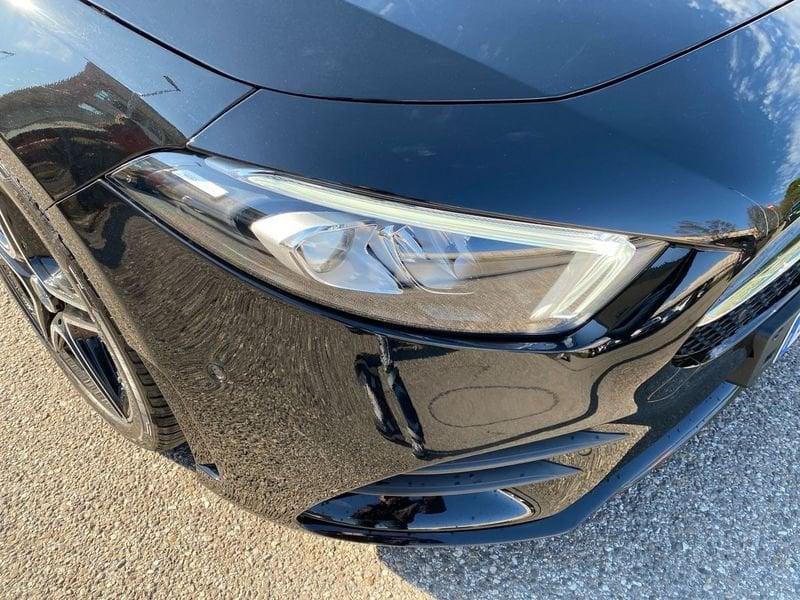 Mercedes-Benz Classe A A 180 d Premium Night edition Plus auto