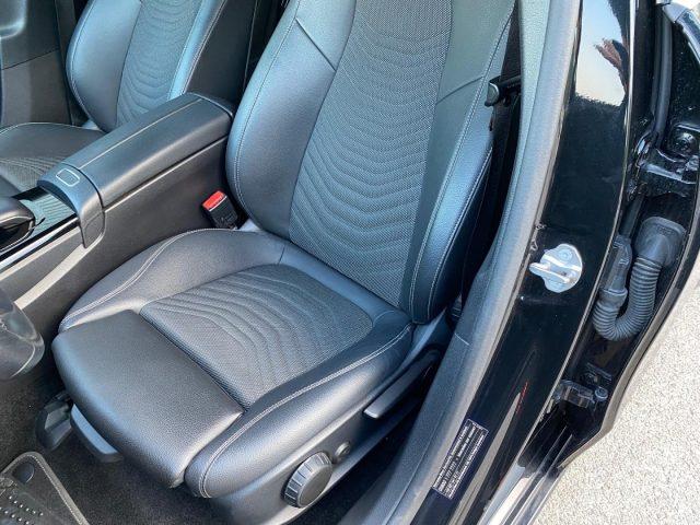 MERCEDES-BENZ A 180 d Automatica 4p. PREMIUM SPORT, SCHERMI GRANDI