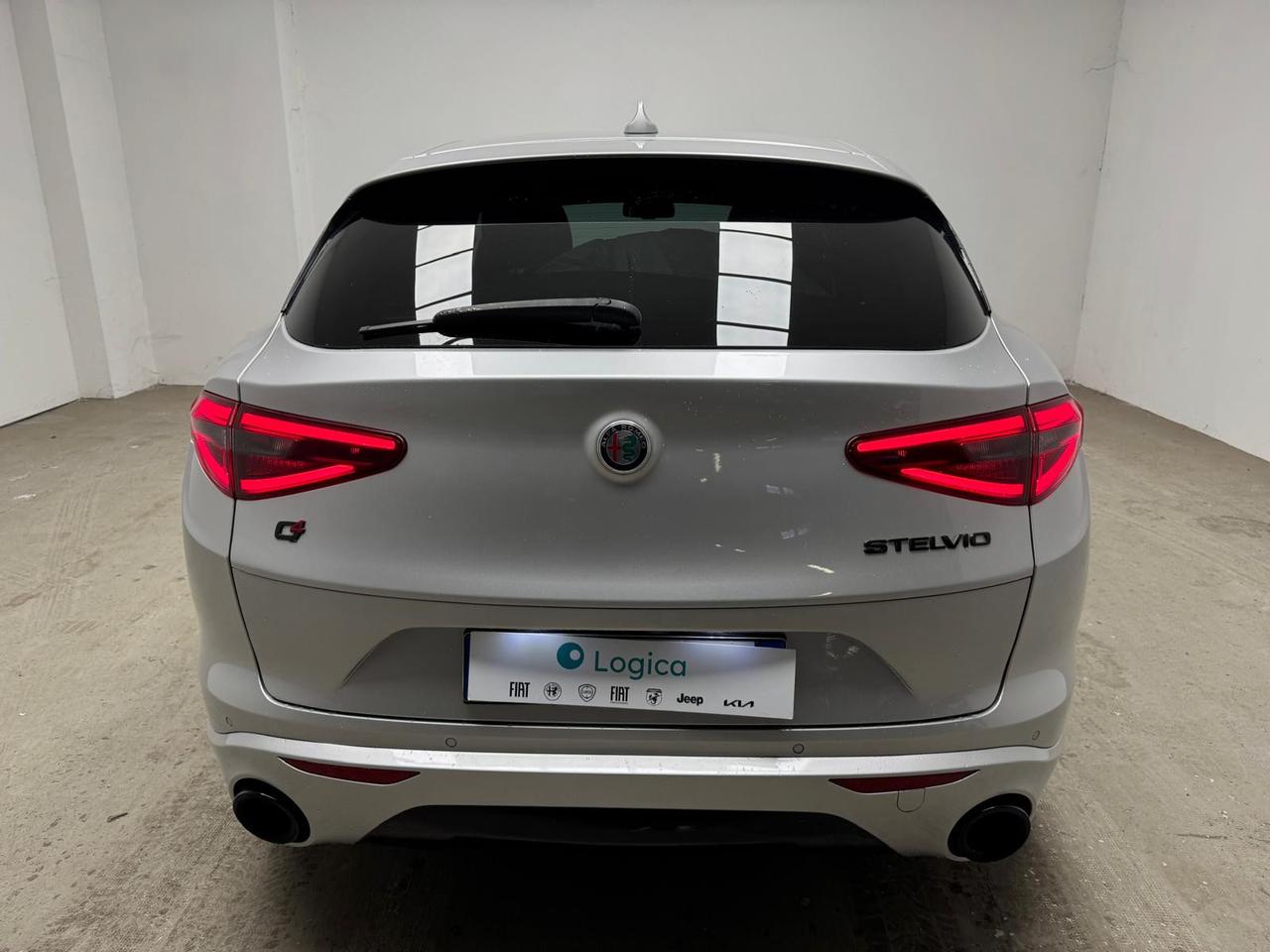 ALFA ROMEO Stelvio 2020 - Stelvio 2.2 t Veloce Q4 210cv auto