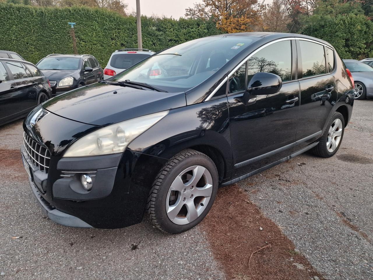 Peugeot 3008 1.6 HDi 112CV cambio robotizzato Tecno