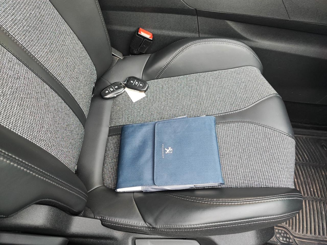 Peugeot 3008 Hdi Euro 6B COME NUOVA