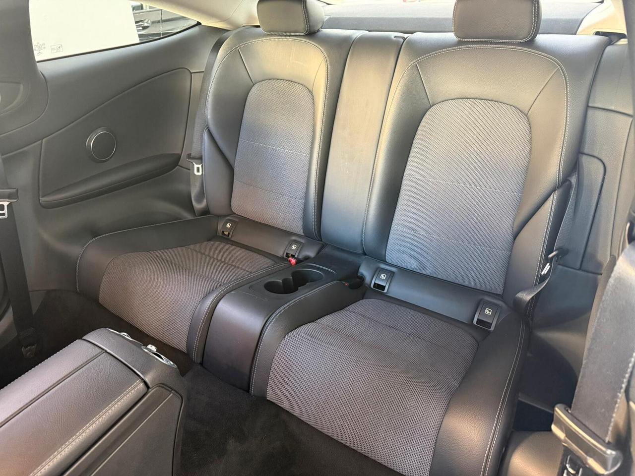 Mercedes-benz C 220 d Coupé Sport