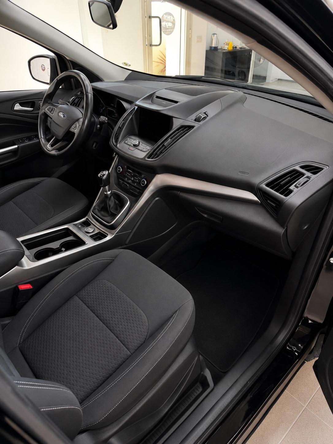 Ford Kuga 2.0 TDCI 120 CV S&S 2WD Business