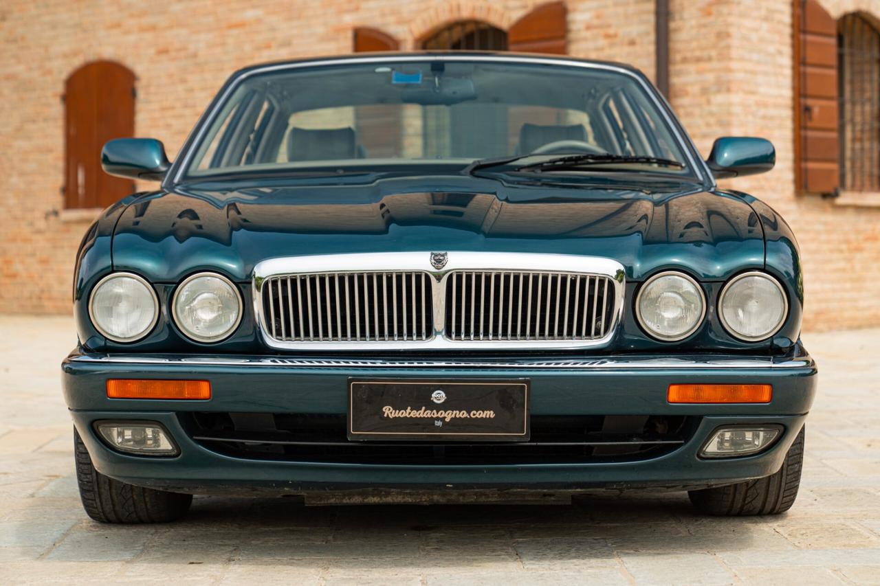 Jaguar XJ6 3.2 MANUALE - JAG00085