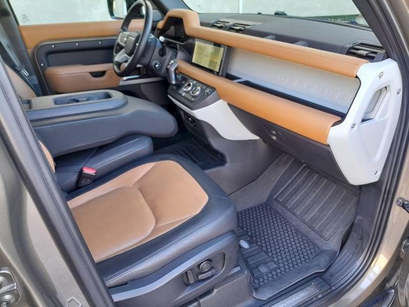 Land Rover Defender 3.0D I6 250 110 X-Dynamic SE AWD auto.