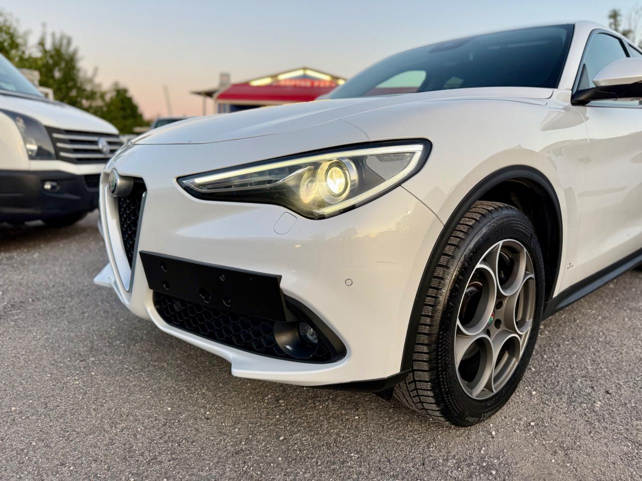 Alfa Romeo Stelvio 2.2 Turbodiesel 210 CV AT8 Q4 Executive