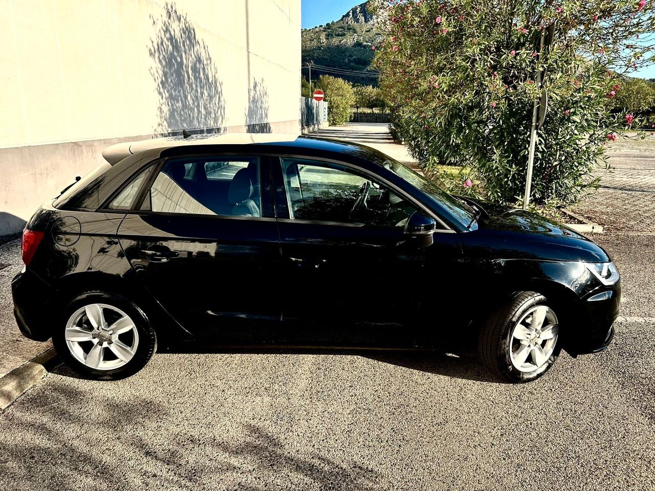 Audi A1 1.0 TFSI ultra S tronic Sport