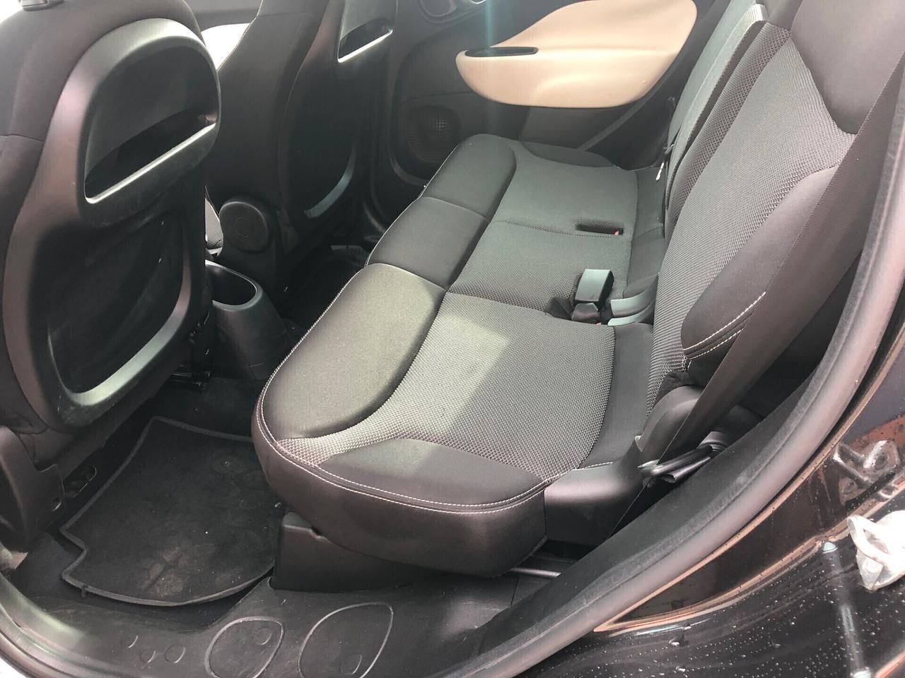 FIAT 500 l 1.4 95 CV TREKKING