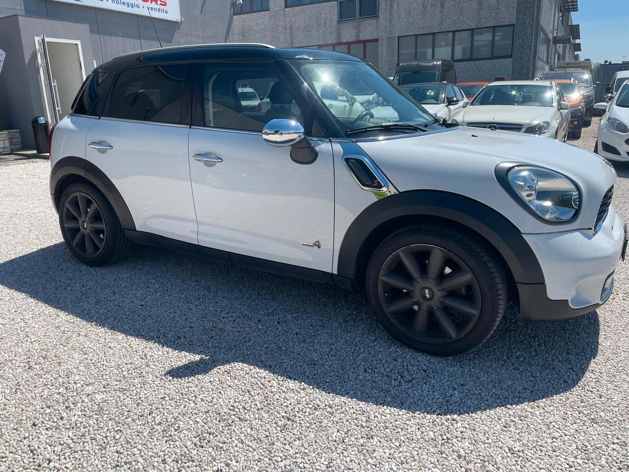 Mini Cooper SD Countryman Mini 2.0 Cooper D Countryman ALL4 Automatica
