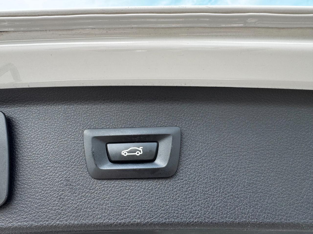 Bmw 218 218d Advantage Automatic My15