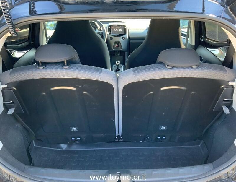 Toyota Aygo 2ª serie Connect 1.0 VVT-i 72 CV 5 porte x-play MMT