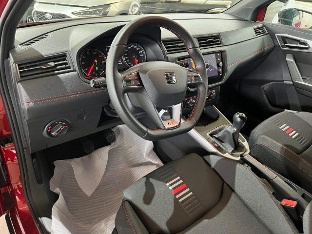 SEAT Arona 1.0 TGI FR FULL LED/NAVI/TELECAM/PARK/UNICO PROP.