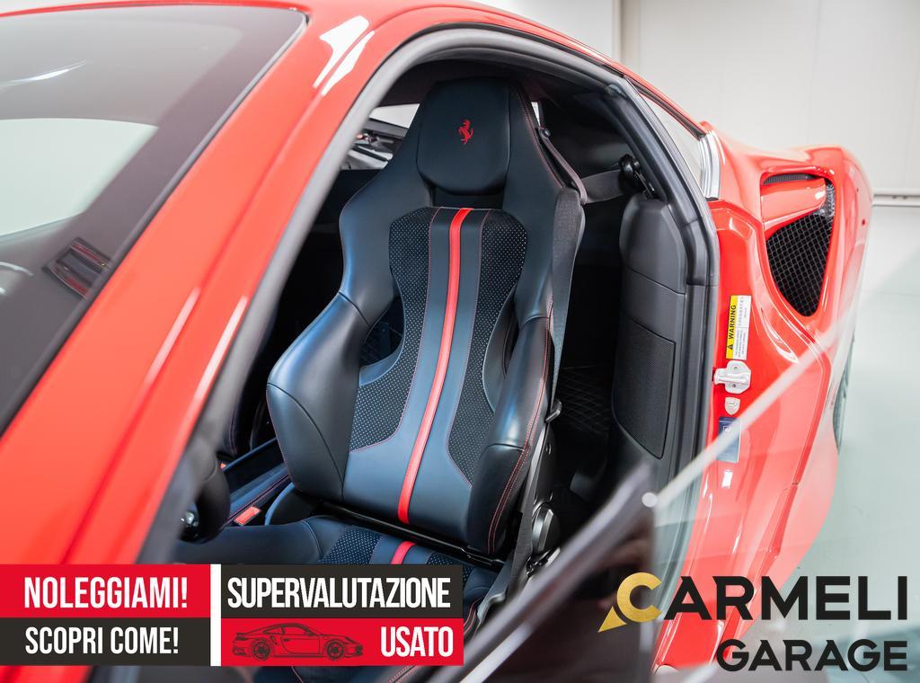 Ferrari F8 Tributo Coupe ITALIANA-IVA ESPOSTA-SEDILI RACING-VOLANTE CARBONIO