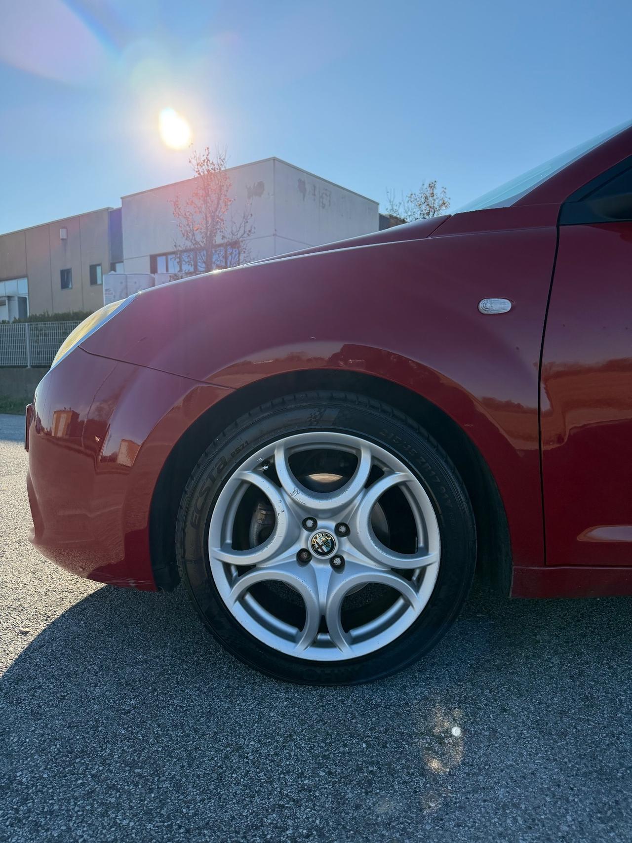 Alfa Romeo MiTo 1.6 JTDm 16V Distinctive Sport Pack