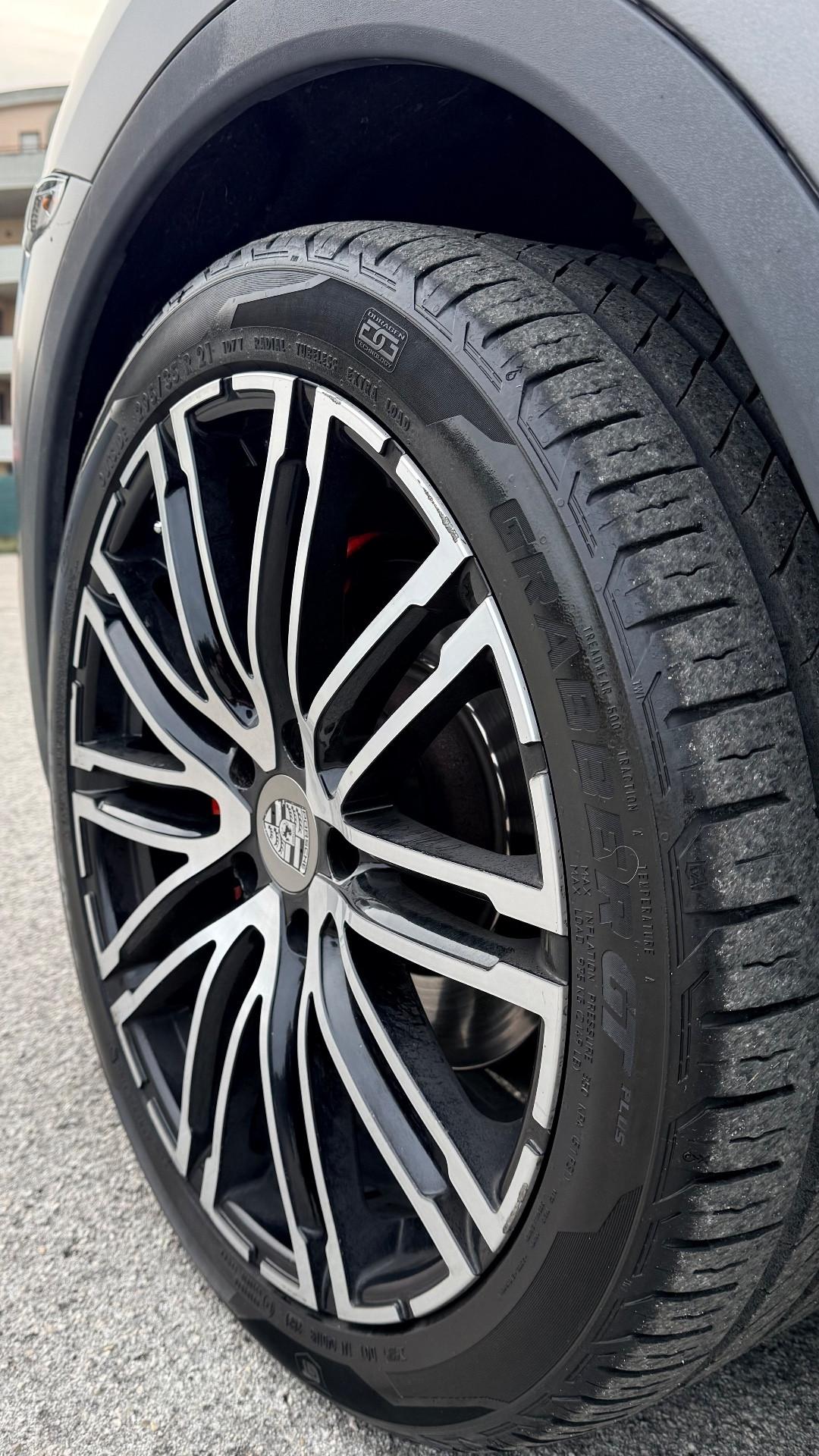 Porsche Cayenne 3.0 Diesel perfetta