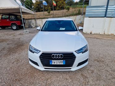 Audi A4 Avant 35 TDI S tronic Business