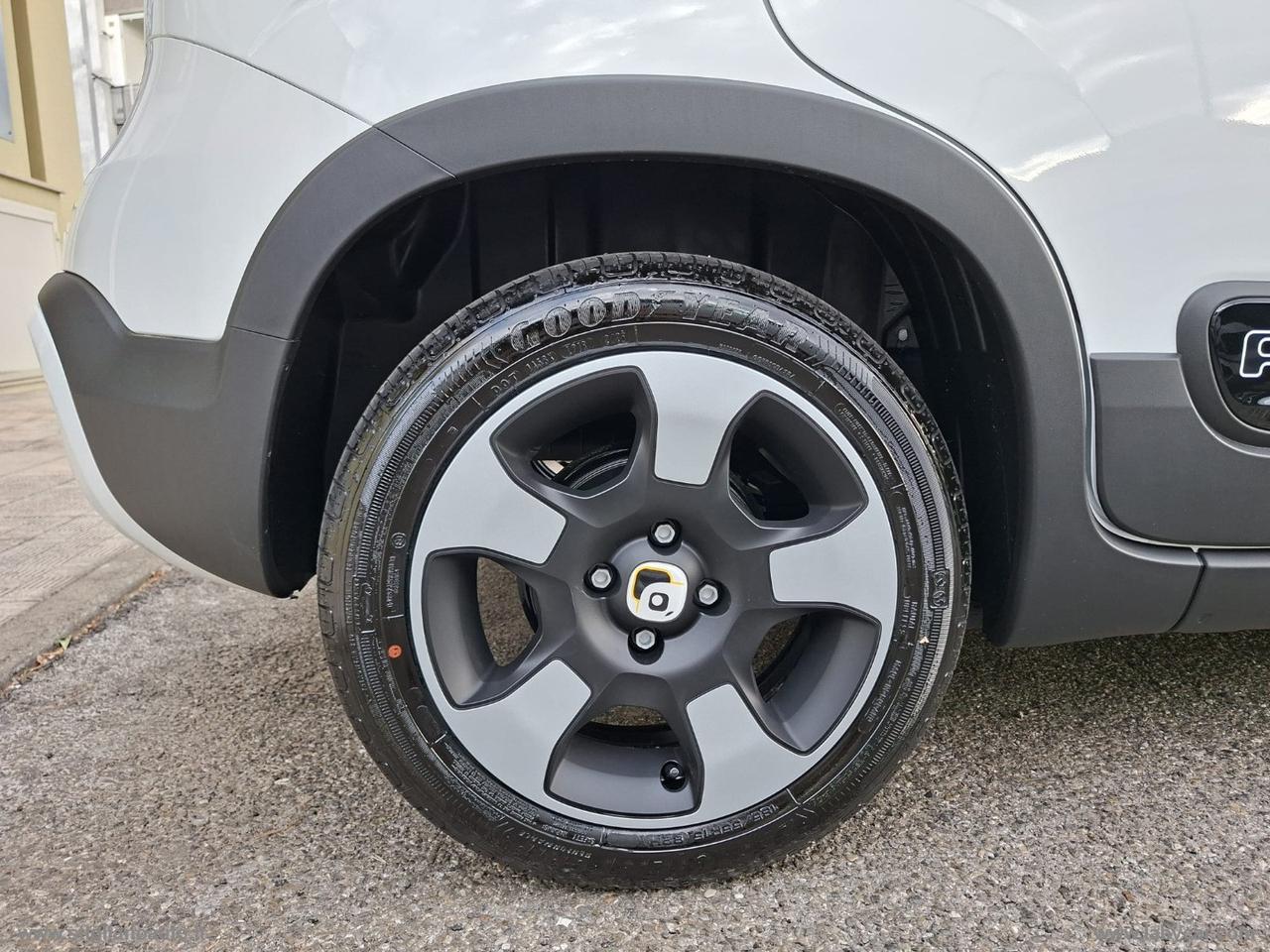 FIAT Pandina 1.0 FireFly 65 CV Hybrid Cross NUOVO