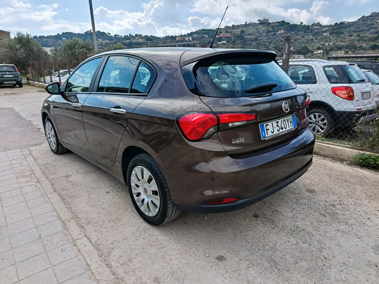 Fiat Tipo 1.6 Mjt S&S 5 porte Easy