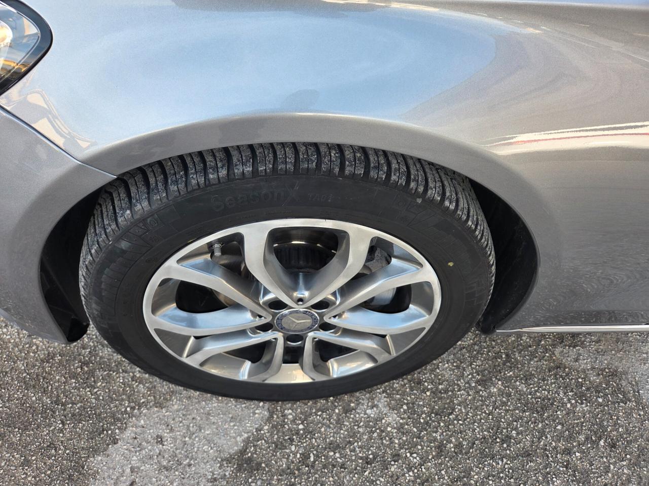 MERCEDES C220 2.2 170 CV LED FULL OPT KM CERTIF