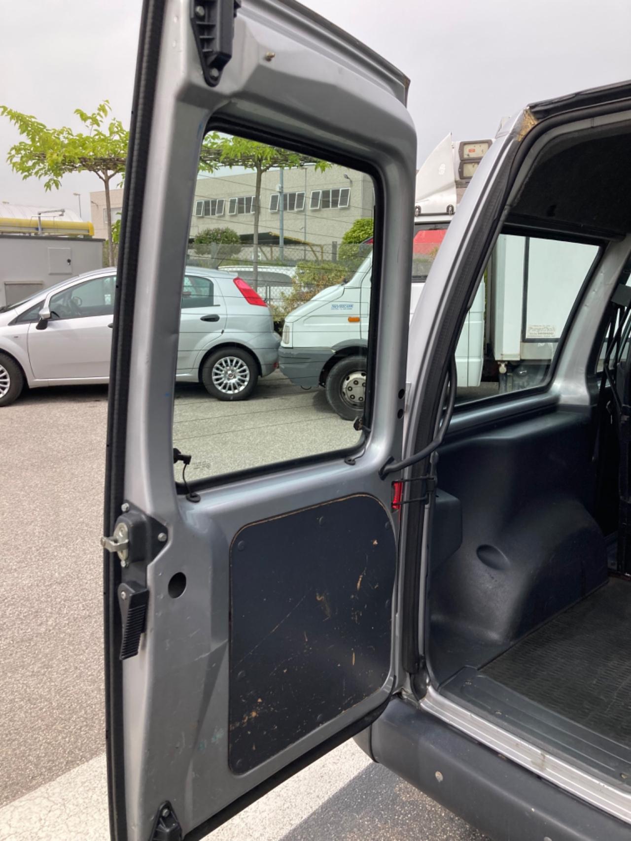 FIAT SCUDO 2.0JTD COMBINATO 6 POSTI (GANCIO)