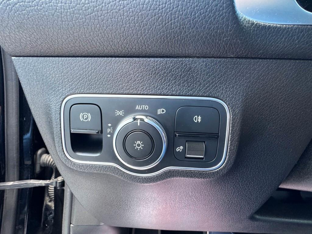 Mercedes Glb 180 D Business Extra Auto