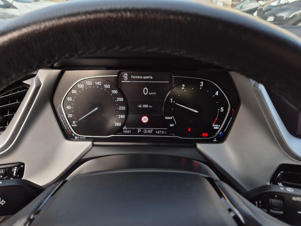 Bmw 116 116d 5p. Business Advantage