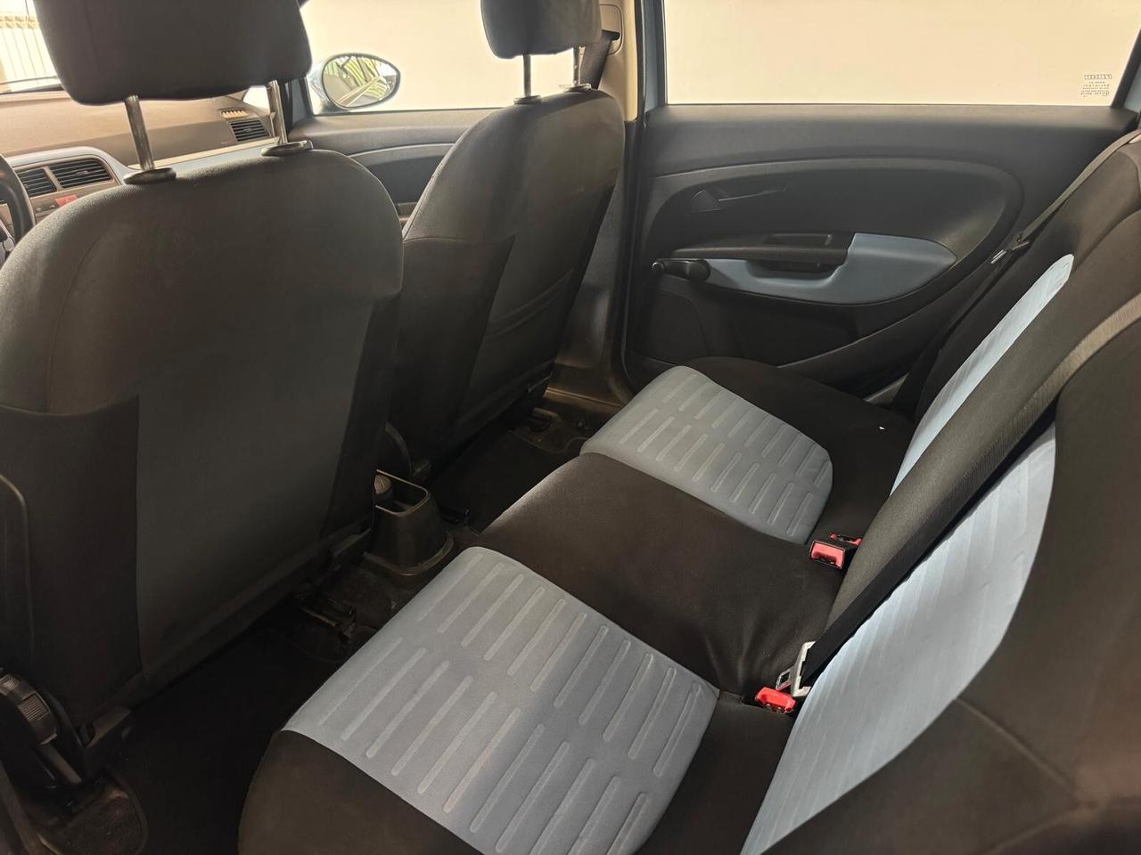 Fiat Grande Punto 1.2 5 porte Dynamic - adatta a neopatentati