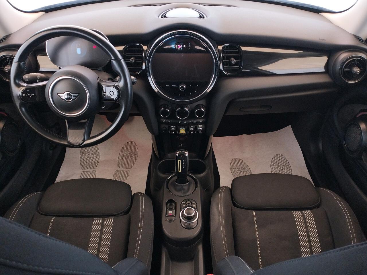 Mini Full Electric Cooper SE Classic - NEOPATENTATI